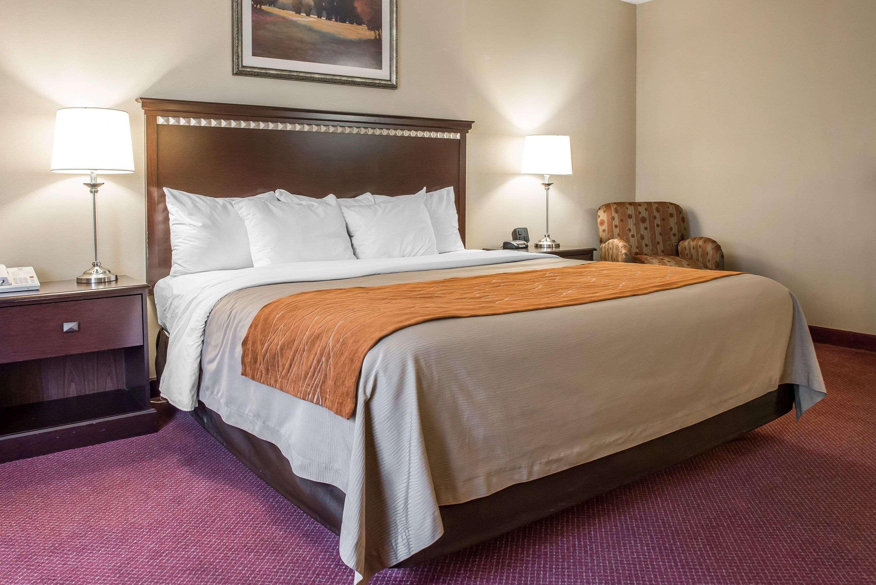 Wingate By Wyndham Pittsburgh New Stanton Hotel Eksteriør billede